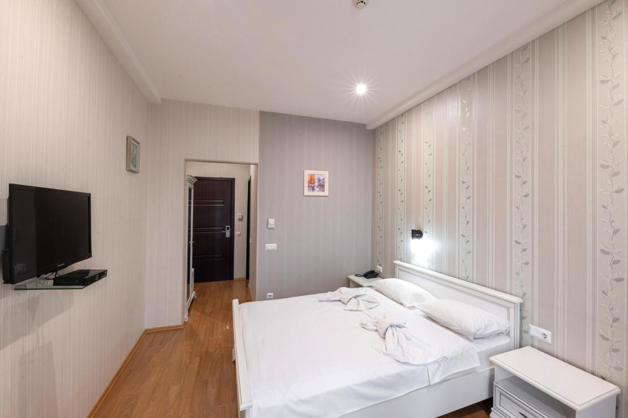 - Granada - Boutique Hotel - Tbilisi - ภายนอก รูปภาพ