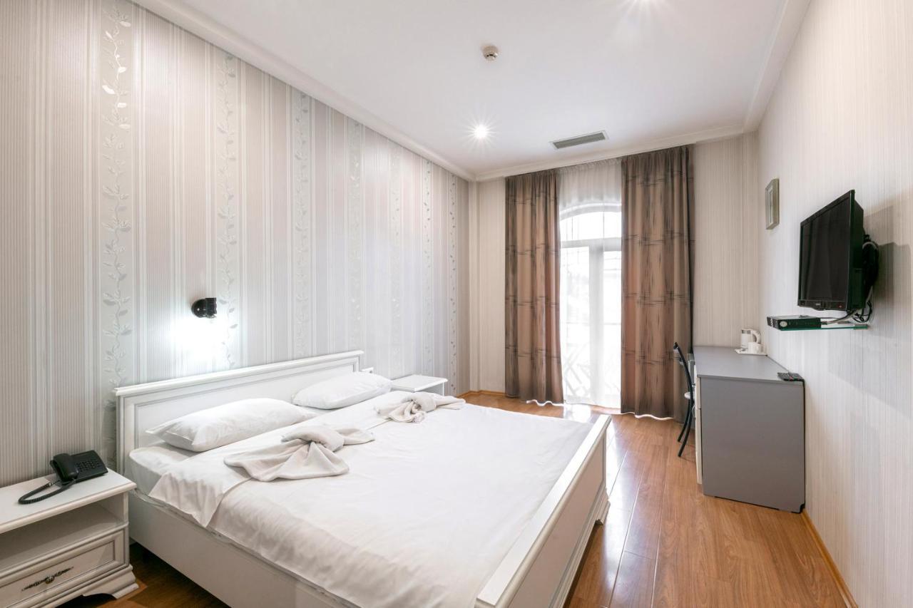 - Granada - Boutique Hotel - Tbilisi - ภายนอก รูปภาพ