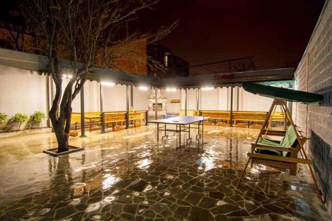 - Granada - Boutique Hotel - Tbilisi - ภายนอก รูปภาพ